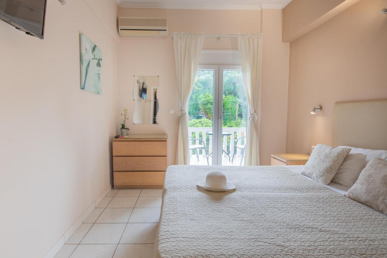 Galini Beach Studios And Penthouse Mesongi Ngoại thất bức ảnh