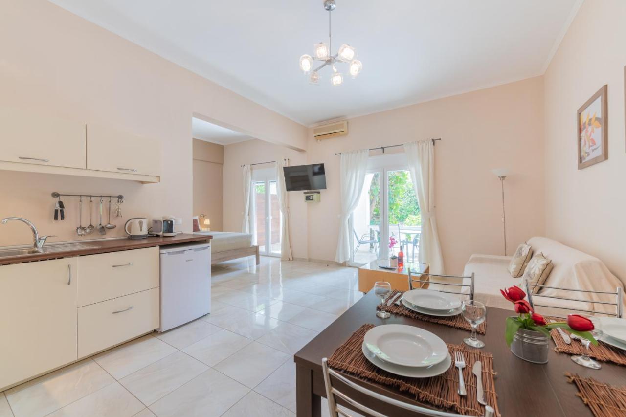 Galini Beach Studios And Penthouse Mesongi Ngoại thất bức ảnh
