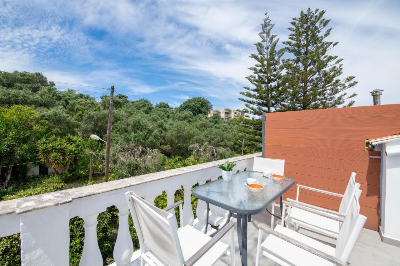 Galini Beach Studios And Penthouse Mesongi Ngoại thất bức ảnh