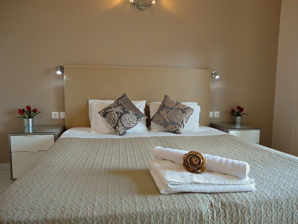 Galini Beach Studios And Penthouse Mesongi Phòng bức ảnh